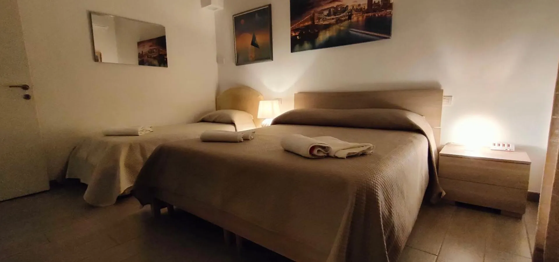 Il Centro Apartments Bari 0*,
